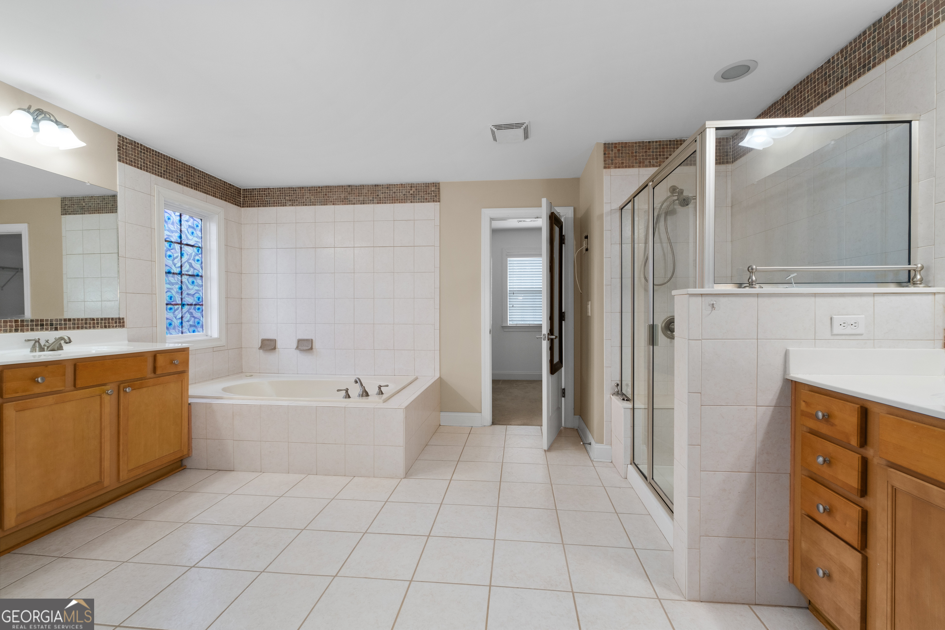 3717 Shady Maple Drive