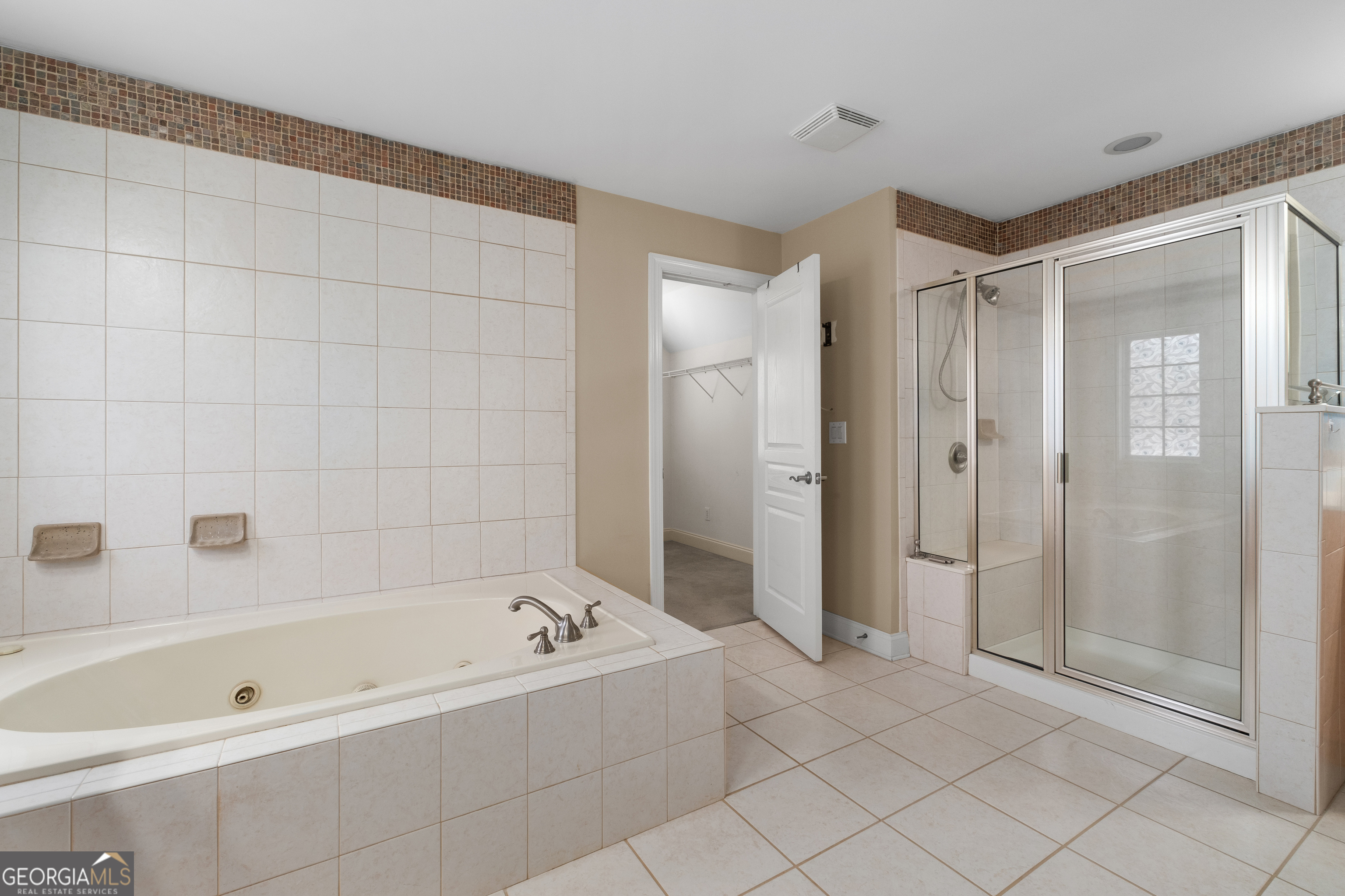 3717 Shady Maple Drive