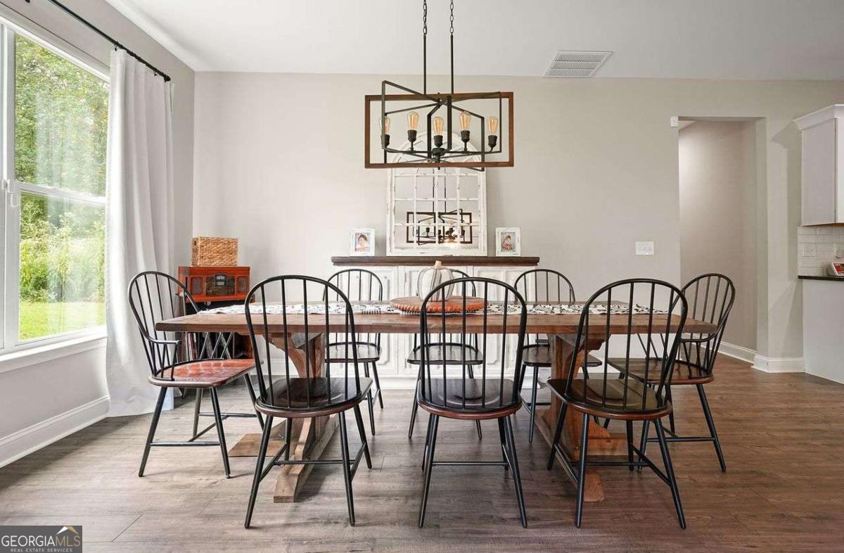 120 E KILLIAN Street