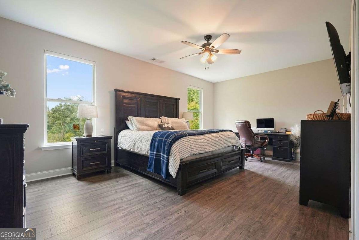 120 E KILLIAN Street