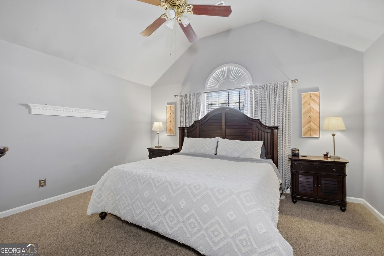 4410 White Surrey Drive NW