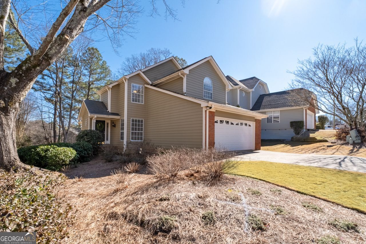 4410 White Surrey Drive NW