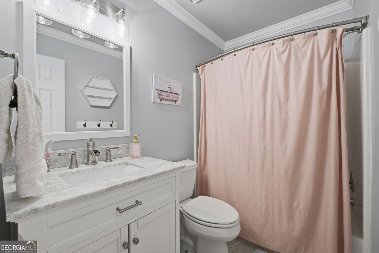 4410 White Surrey Drive NW