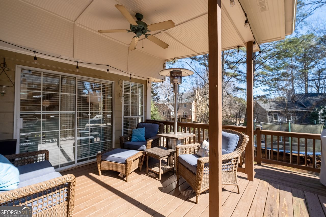 4410 White Surrey Drive NW