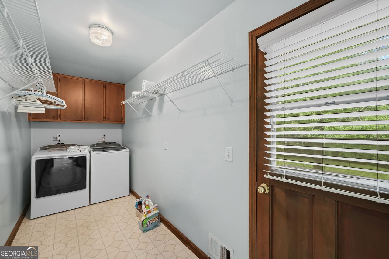 1319 Renee Drive SW