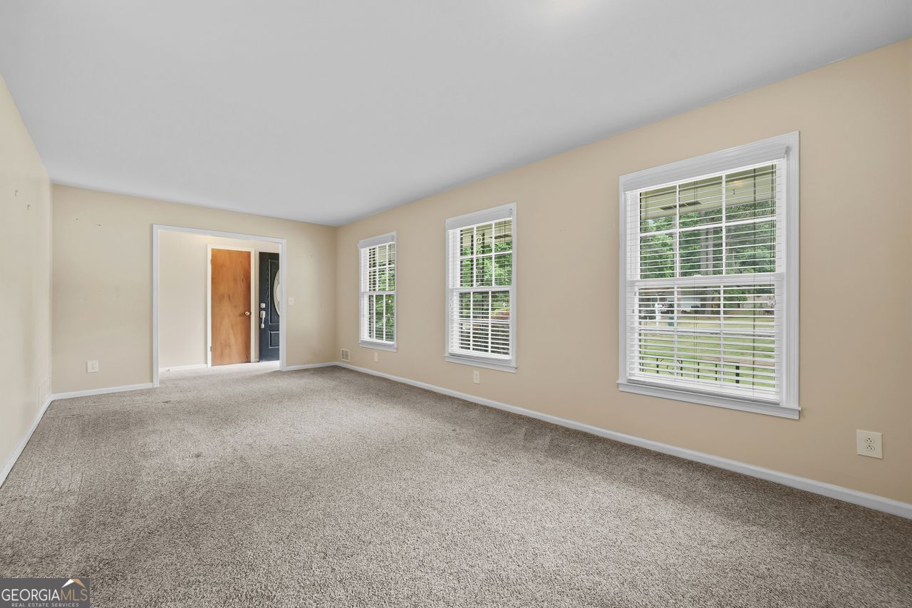 1319 Renee Drive SW