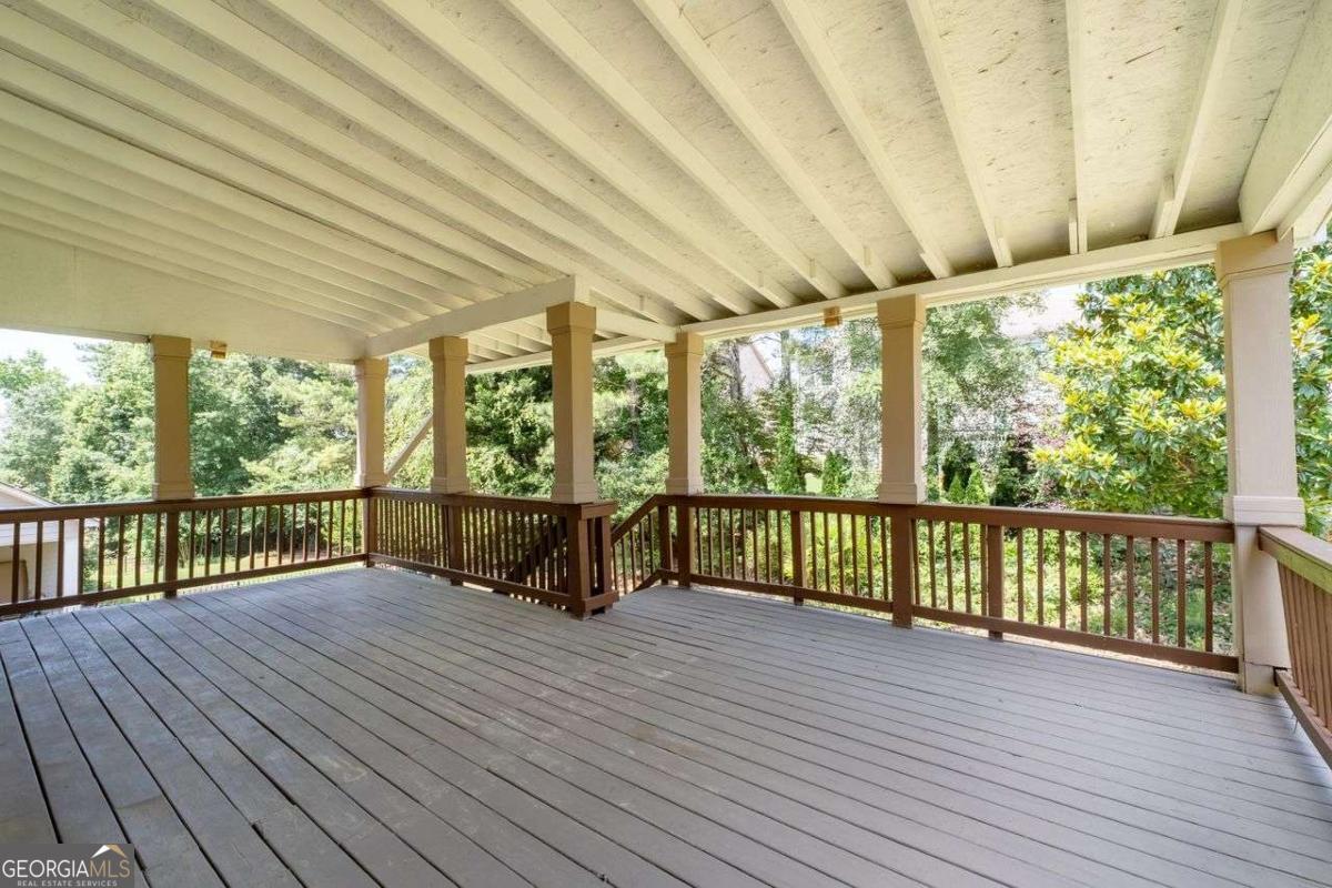 3717 Shady Maple Drive