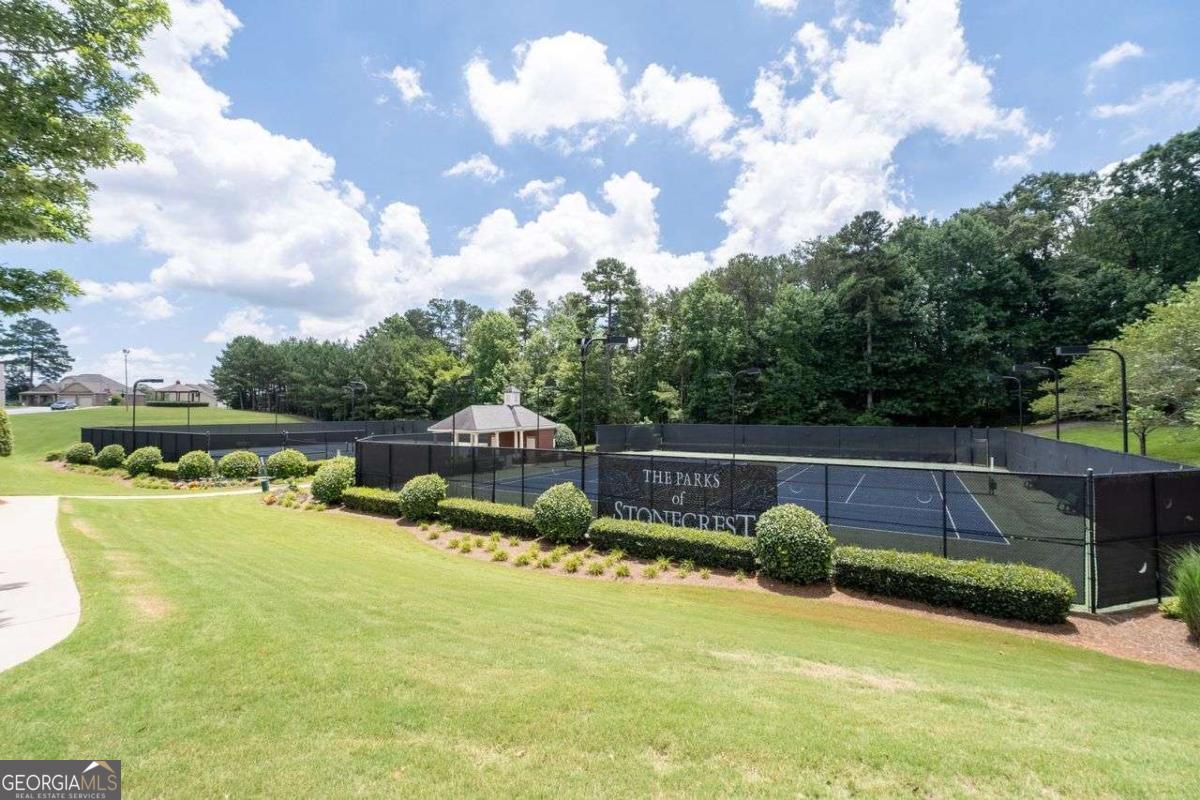 3717 Shady Maple Drive