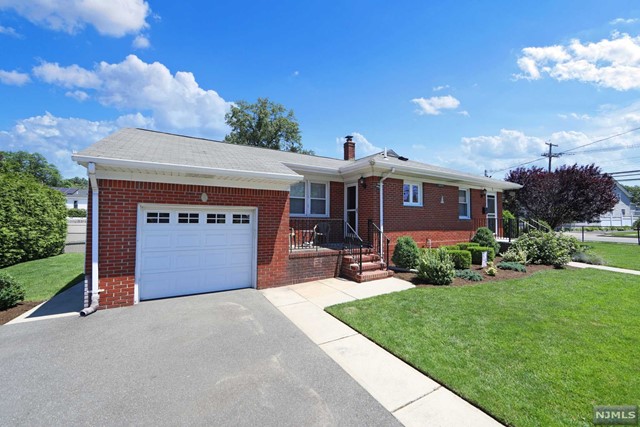 1 Harcourt Avenue