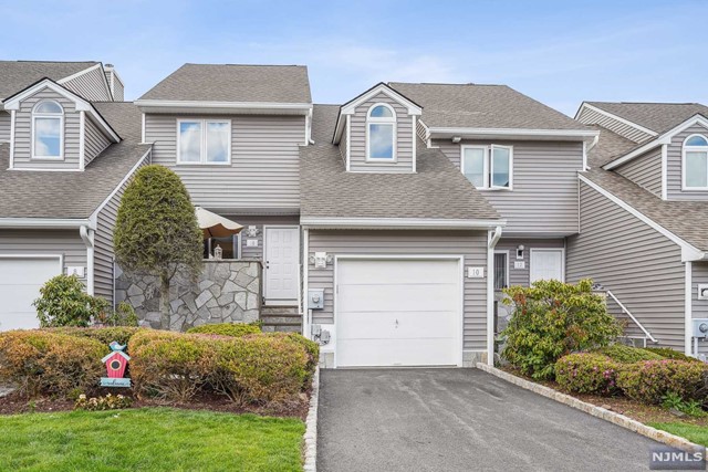 10 Bayowski Road Unit: 10