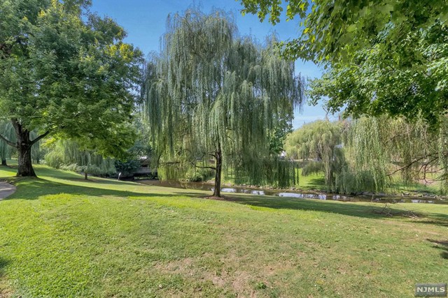 14 Gentry Drive Unit: 14