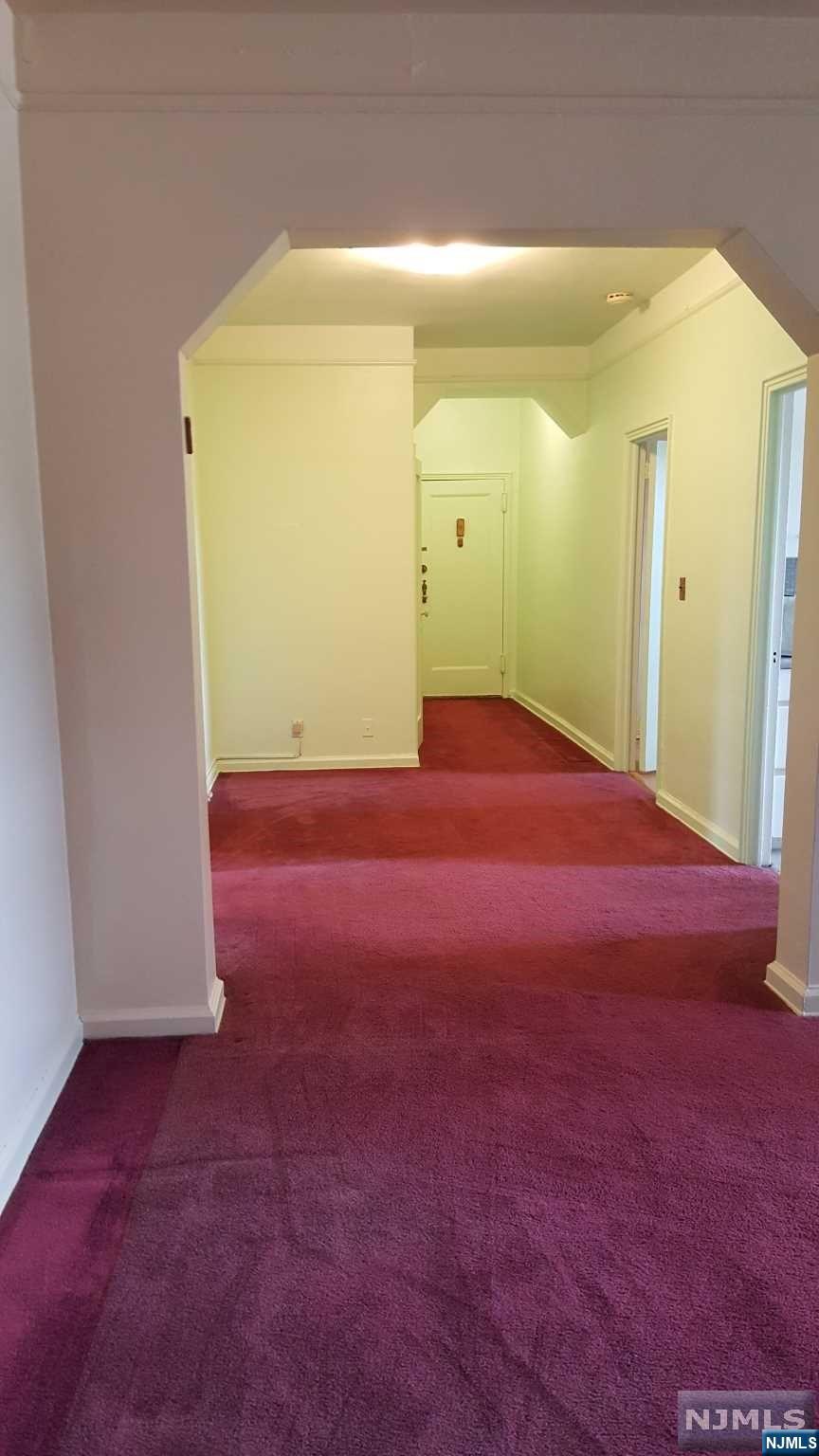 975-995 Road 3E
