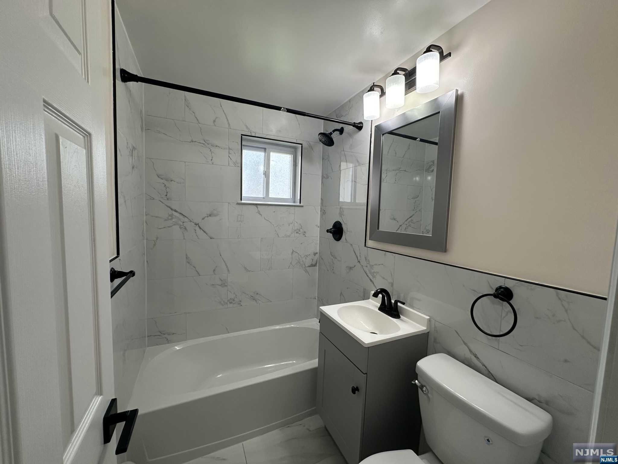 95C West 22nd Street 95C