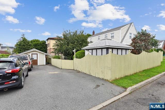 84 Norwood Avenue