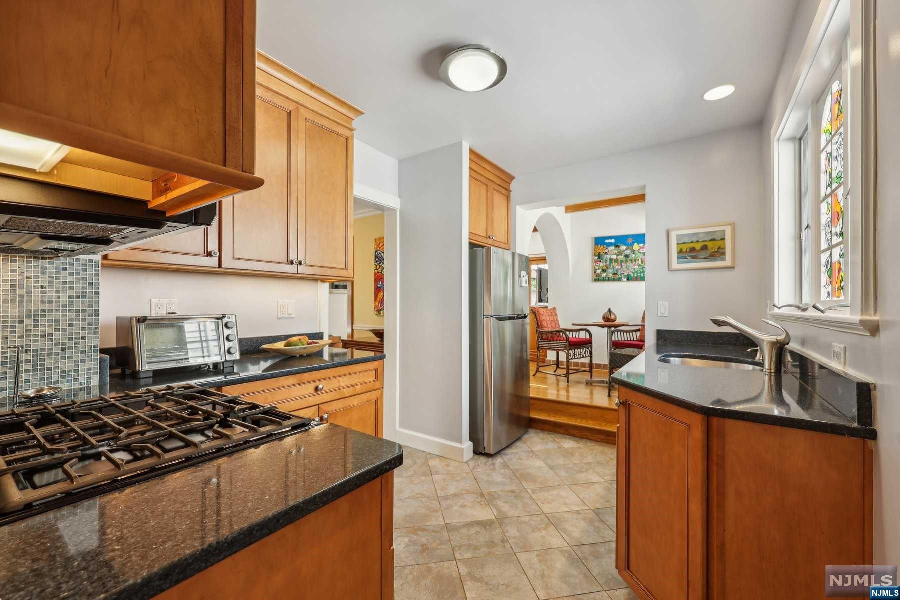 35 Jewett Avenue