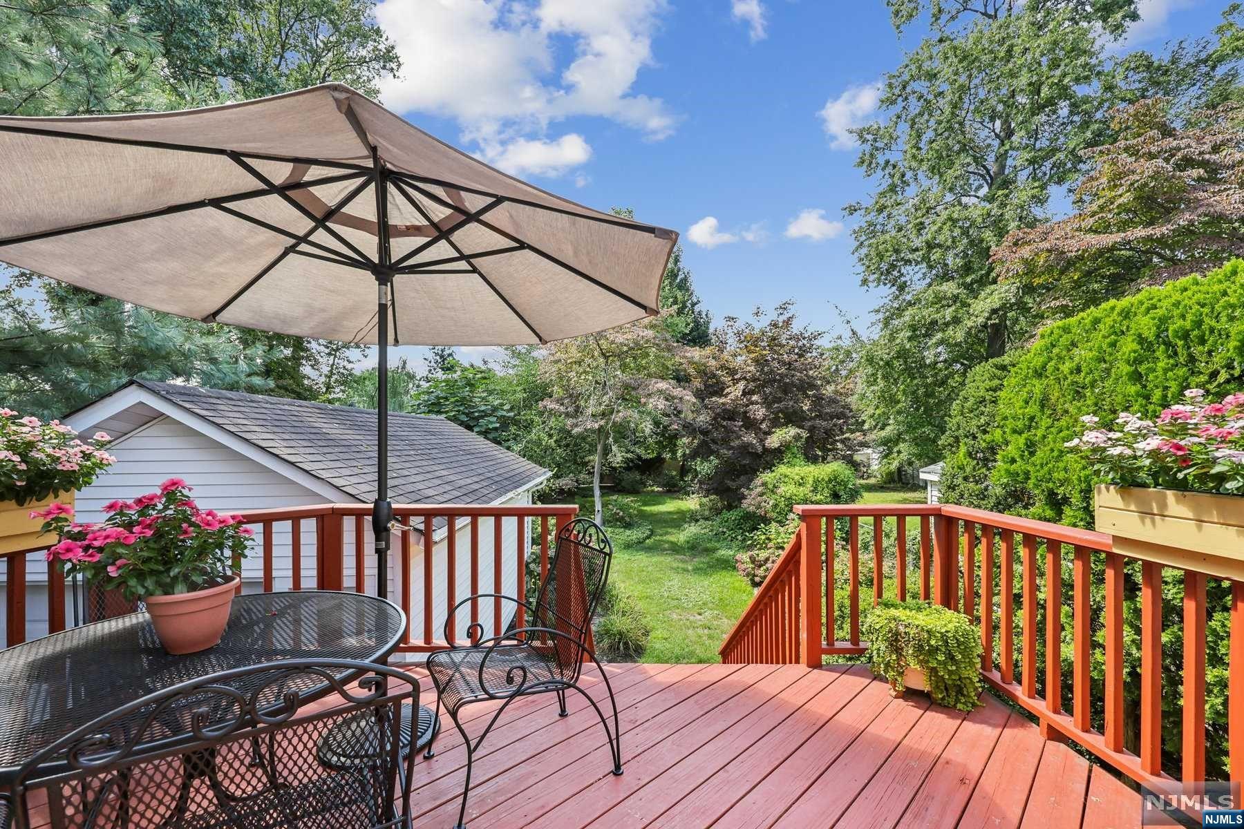 35 Jewett Avenue