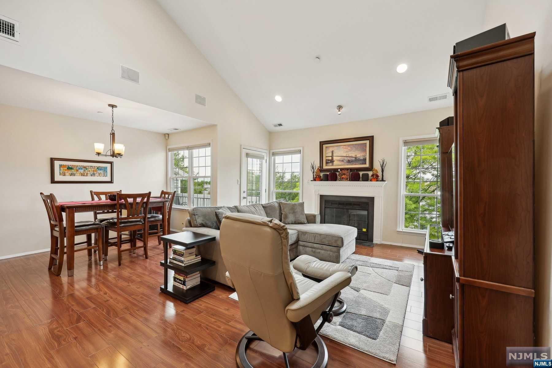 35 Markham Circle