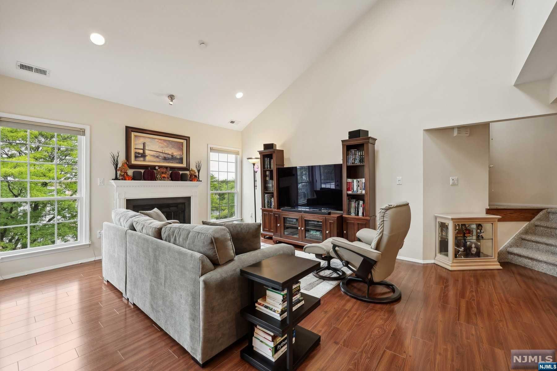 35 Markham Circle