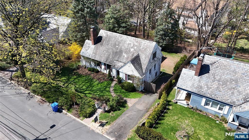 592 Ridgeland Terrace