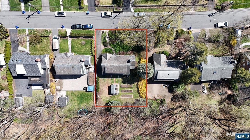 592 Ridgeland Terrace