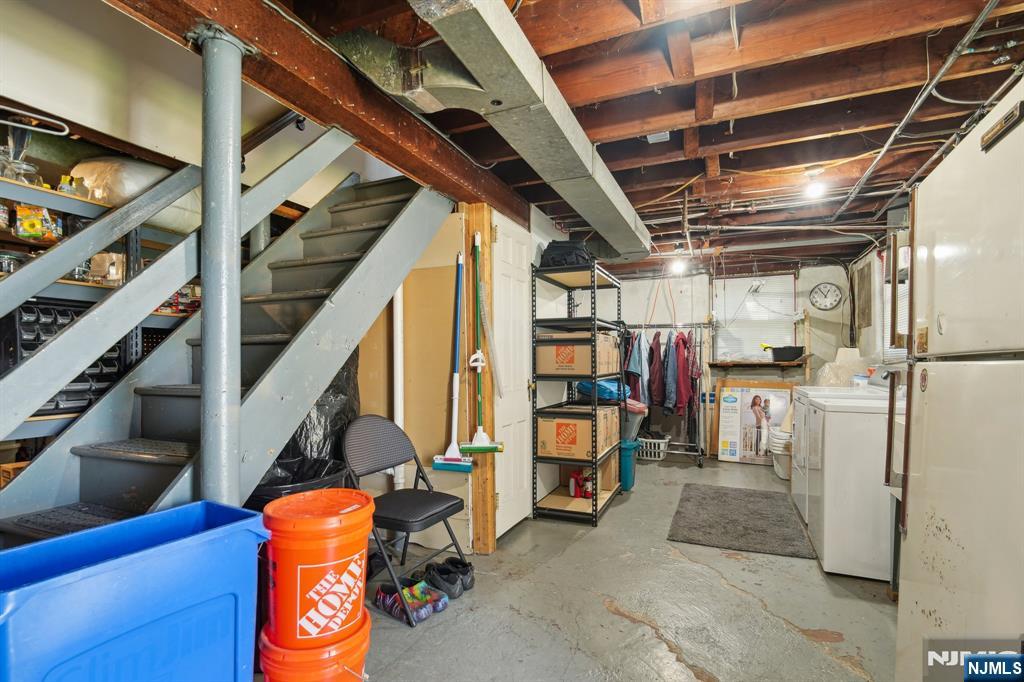 592 Ridgeland Terrace