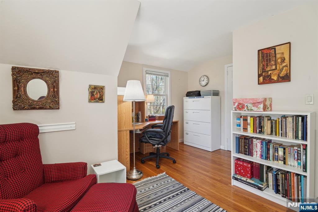 592 Ridgeland Terrace