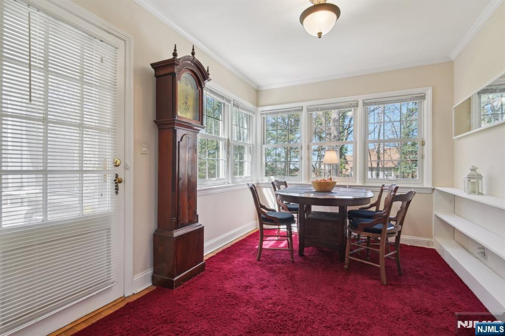 592 Ridgeland Terrace