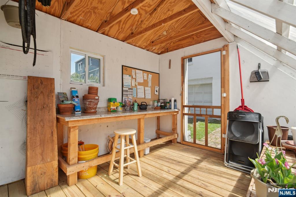 592 Ridgeland Terrace