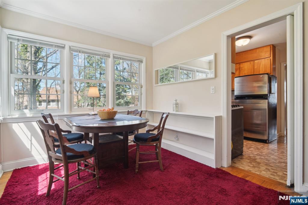 592 Ridgeland Terrace