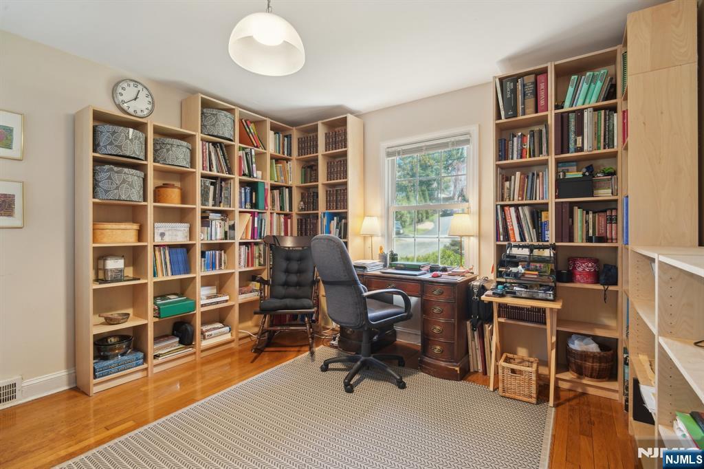 592 Ridgeland Terrace