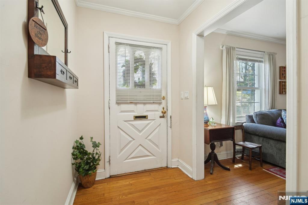 592 Ridgeland Terrace