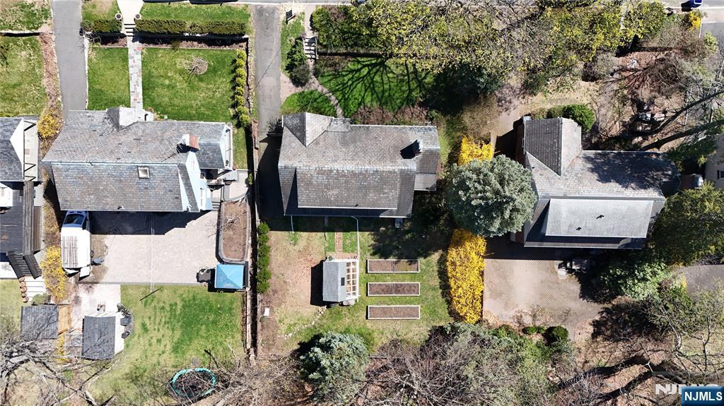 592 Ridgeland Terrace