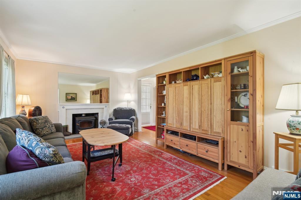 592 Ridgeland Terrace