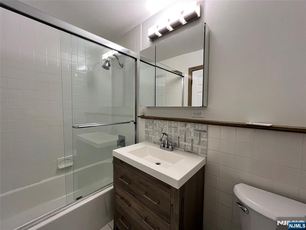 235 Prospect Avenue 12H