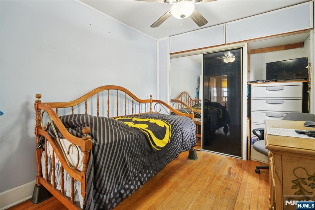 800 Grand Avenue