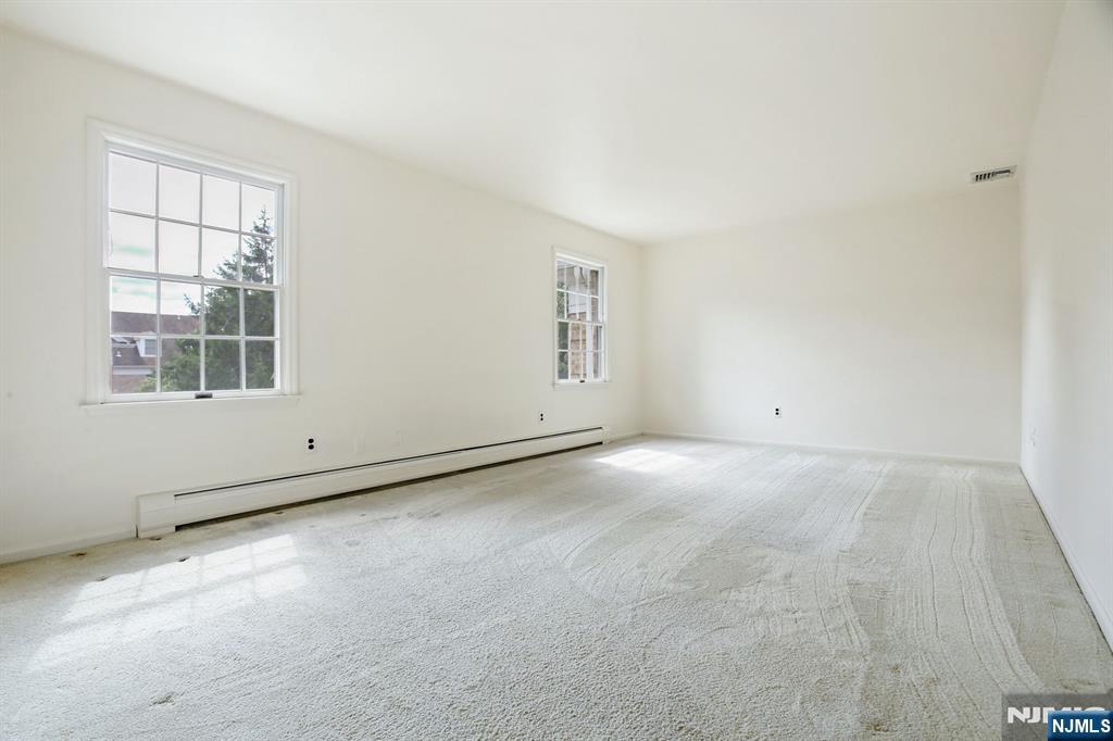 105B S Maple Avenue