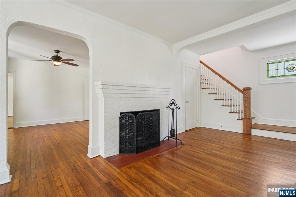 208 W Hudson Avenue