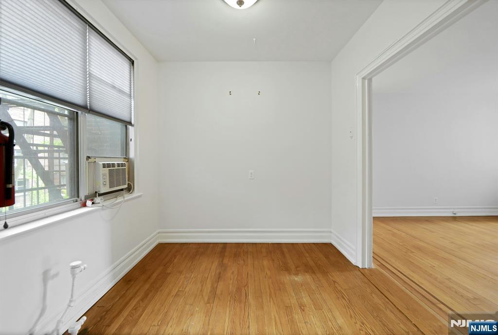 100 E Palisade Avenue A24