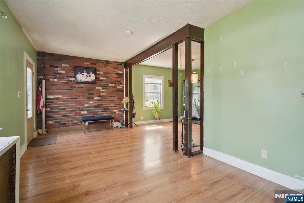 800 Grand Avenue