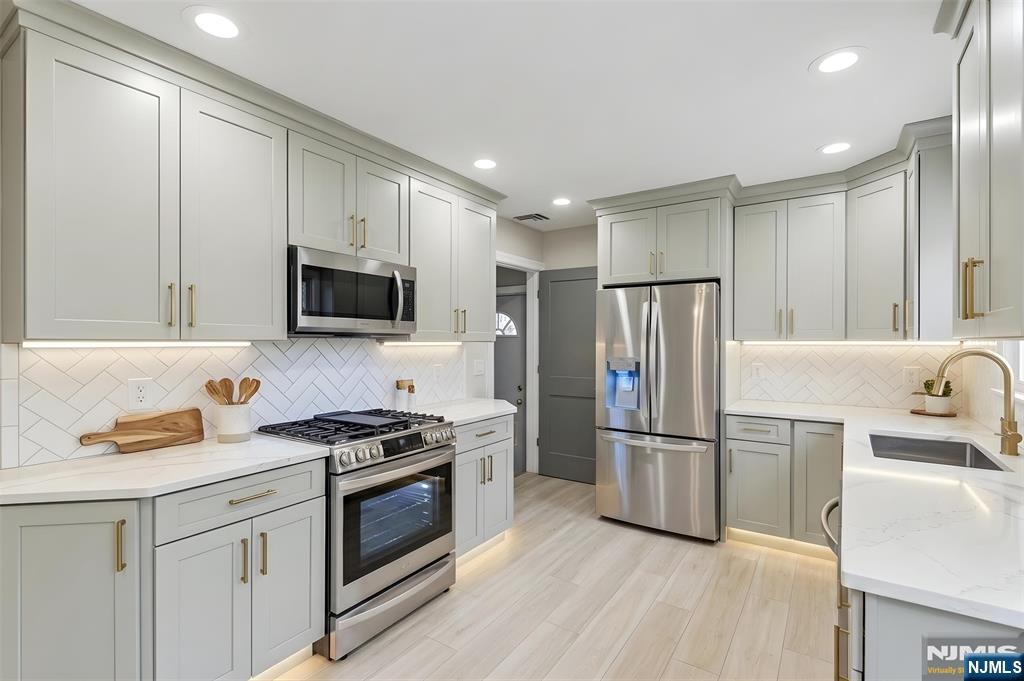 59 Pershing Road