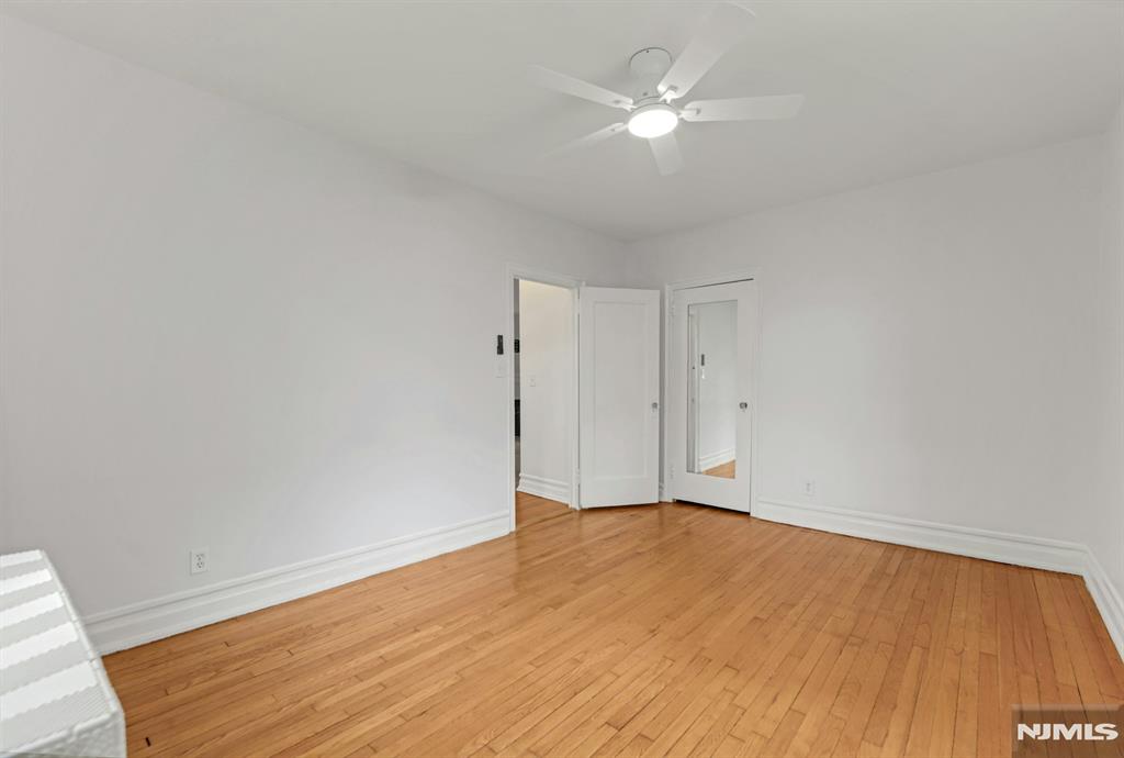 100 E Palisade Avenue A24