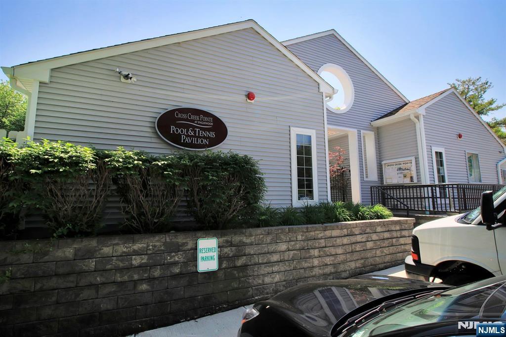 25 Markham Circle
