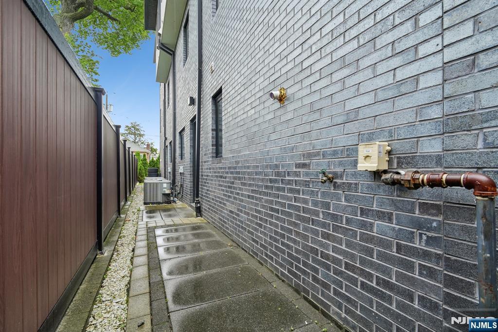 253 Prospect Avenue
