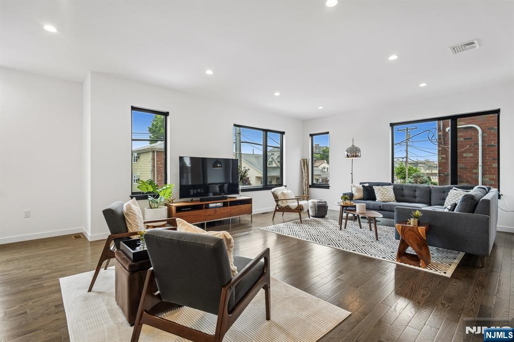 253 Prospect Avenue