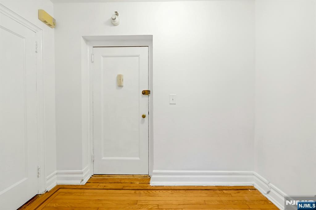 100 E Palisade Avenue A24