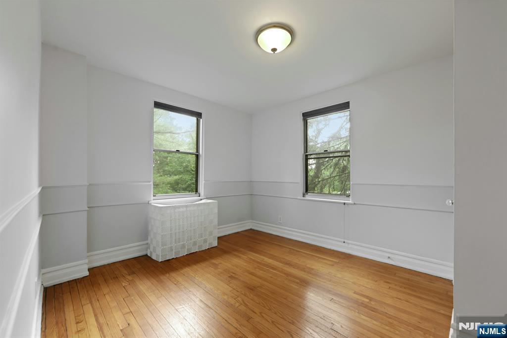 100 E Palisade Avenue A24
