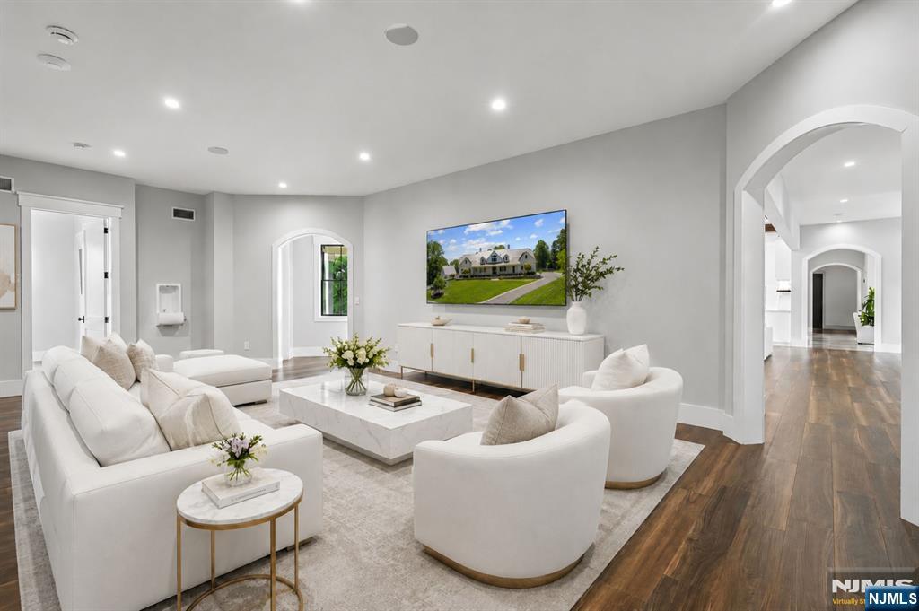 7 Homelands Drive
