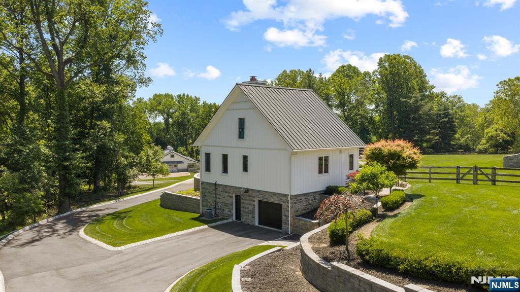 7 Homelands Drive