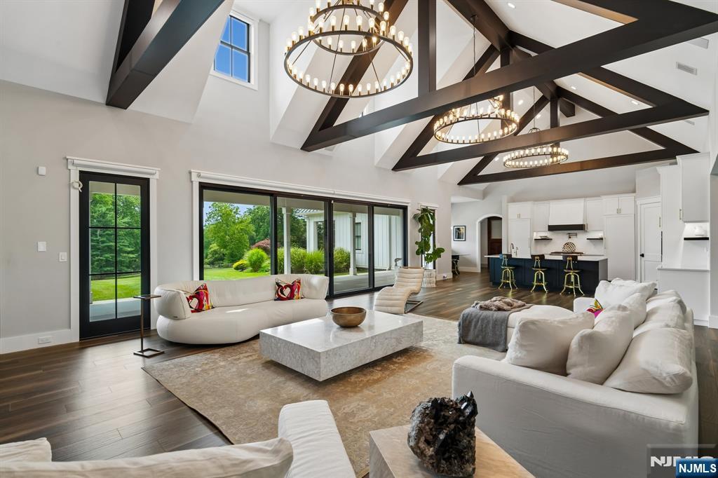 7 Homelands Drive