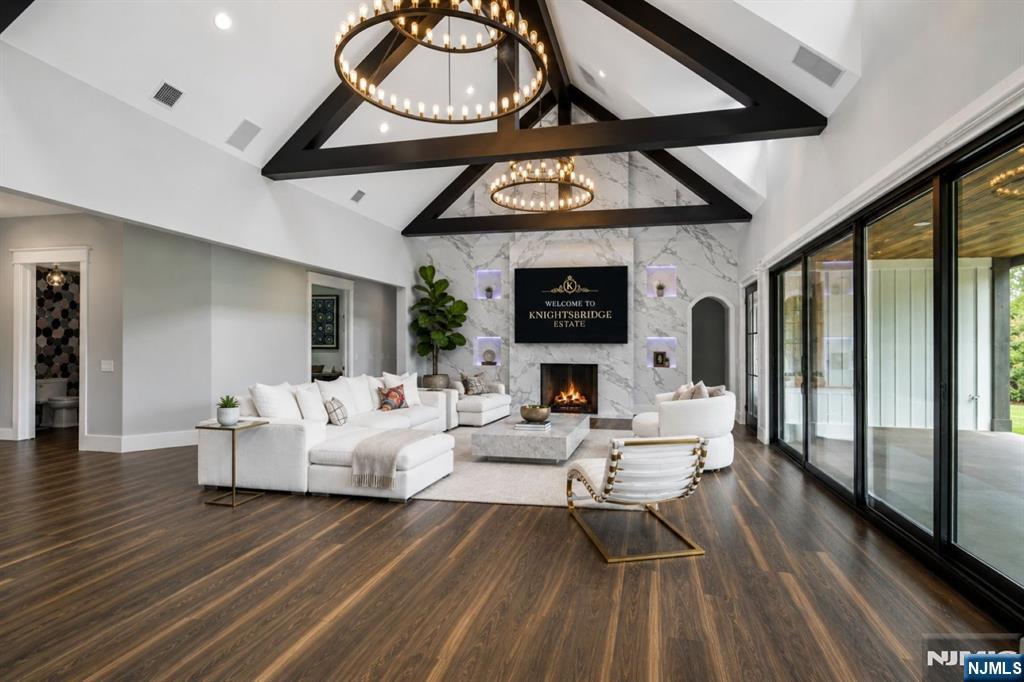 7 Homelands Drive